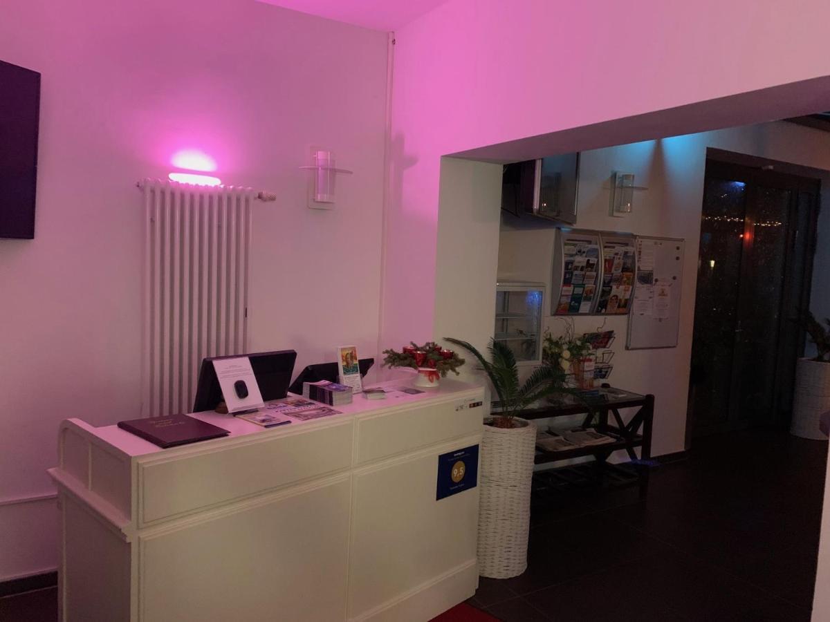 Hotel Am Theater Putbus Esterno foto