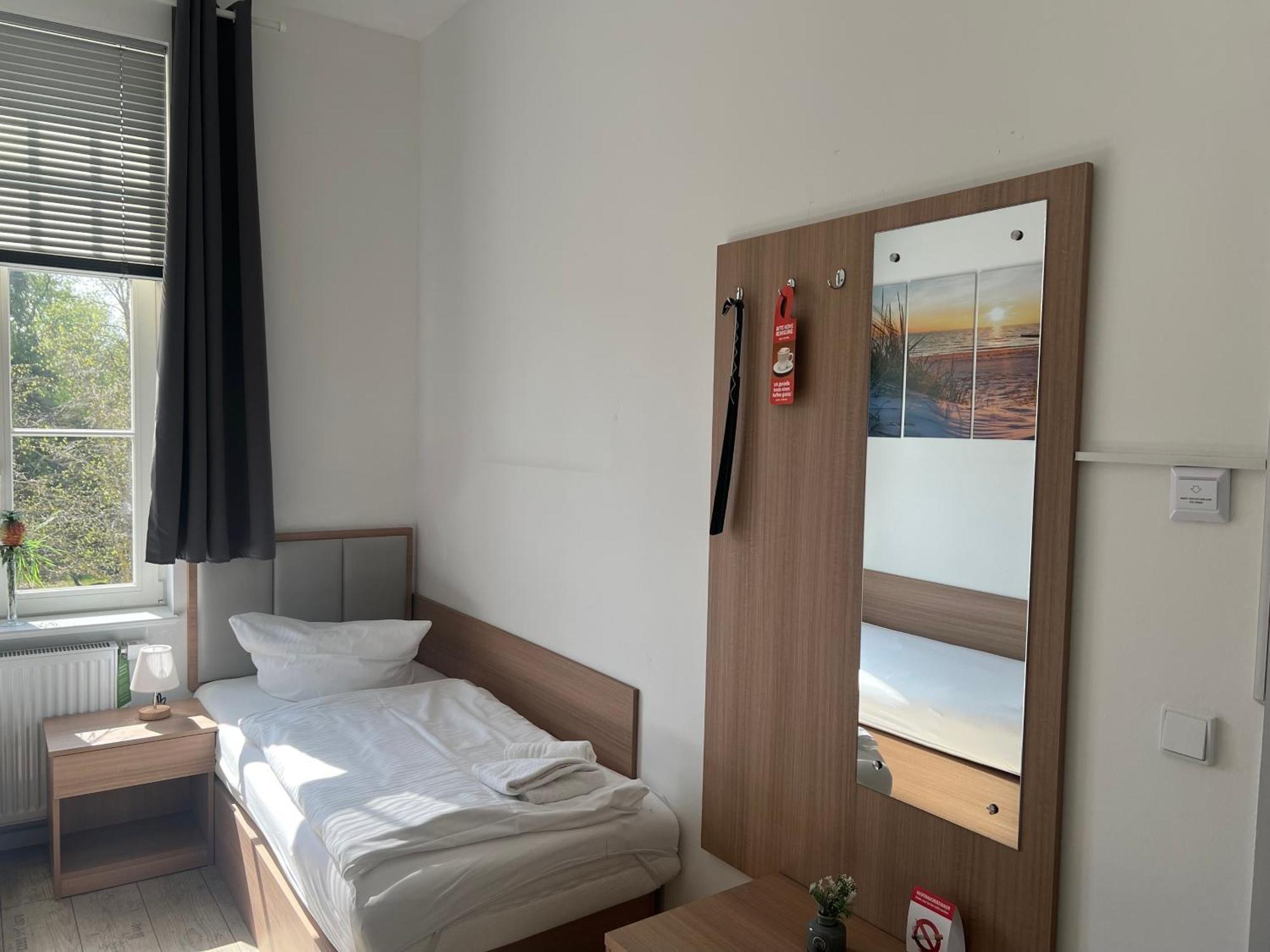 Hotel Am Theater Putbus Esterno foto